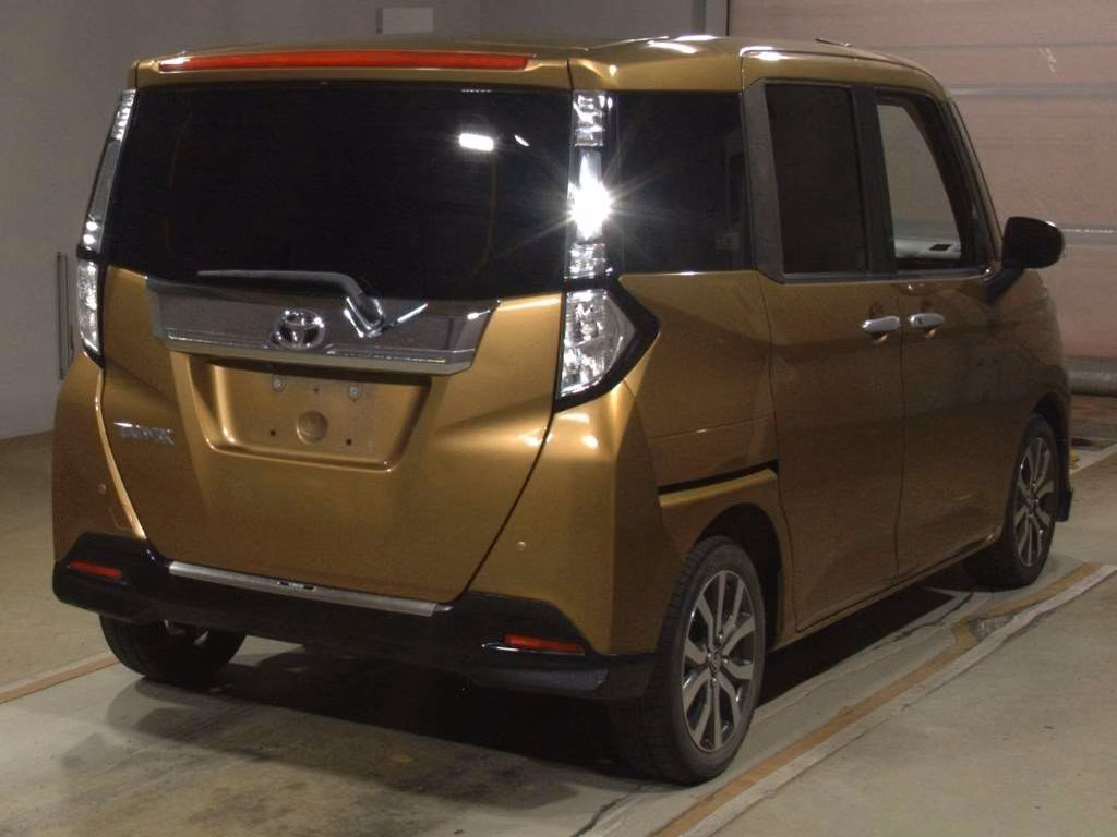 TOYOTA TANK