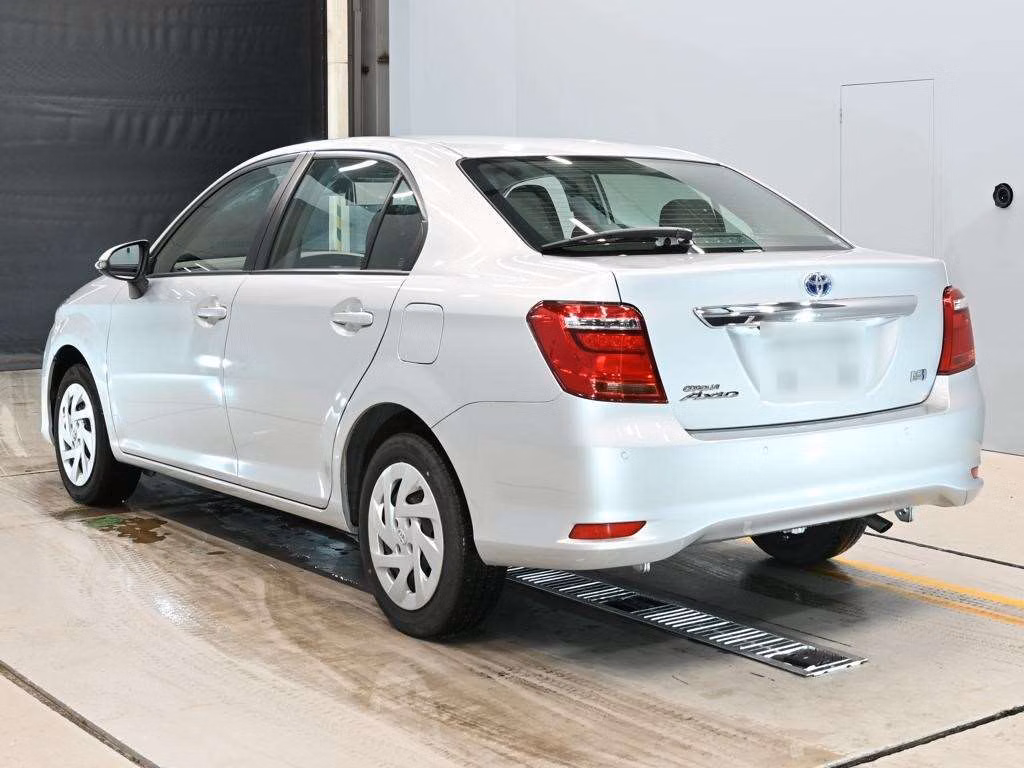 TOYOTA COROLLA AXIO
