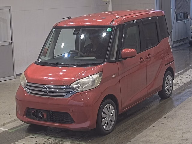 NISSAN DAYZ ROOX