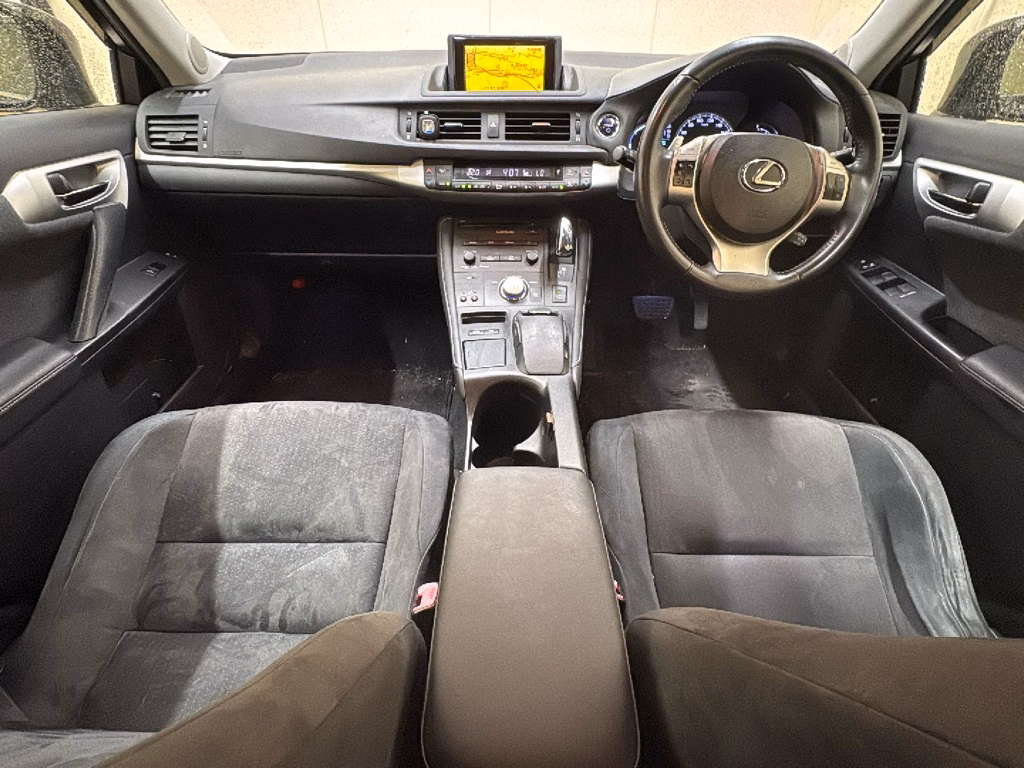 LEXUS CT200H