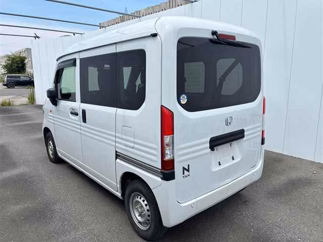 HONDA N-VAN