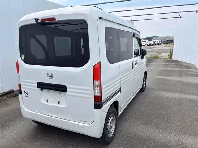 HONDA N-VAN