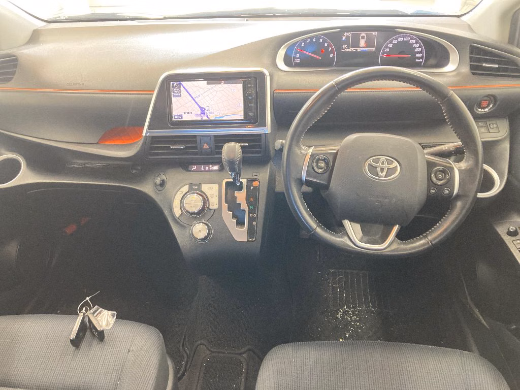 TOYOTA SIENTA