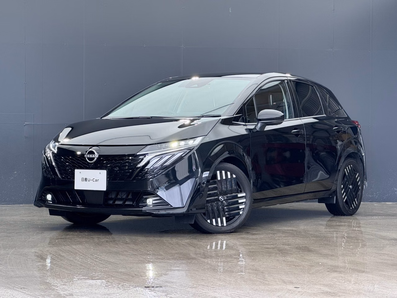 Nissan Aura