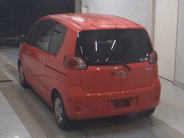 TOYOTA PORTE