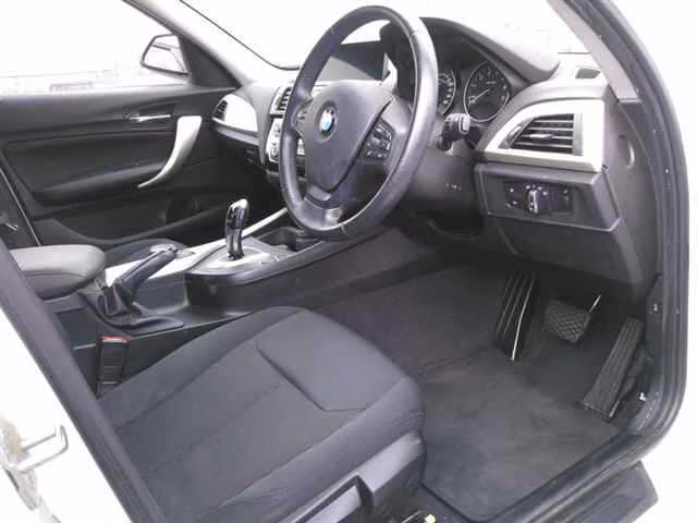 BMW 1-SERIES