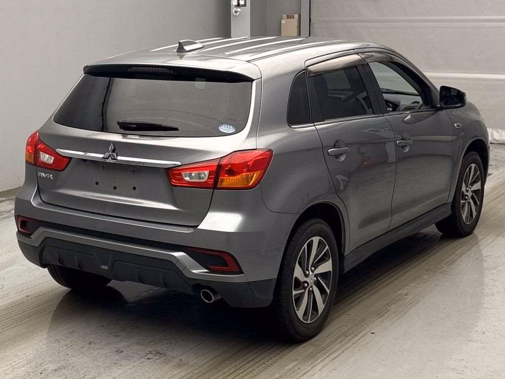 MITSUBISHI RVR