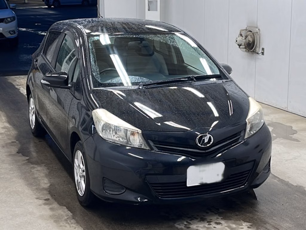 TOYOTA VITZ