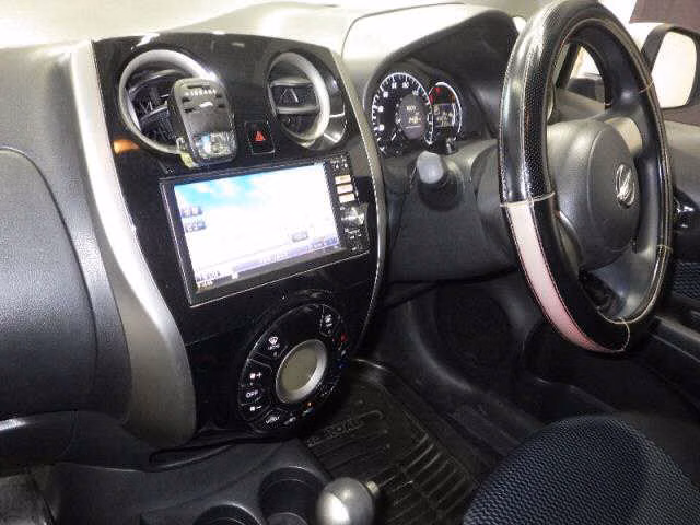 NISSAN NOTE