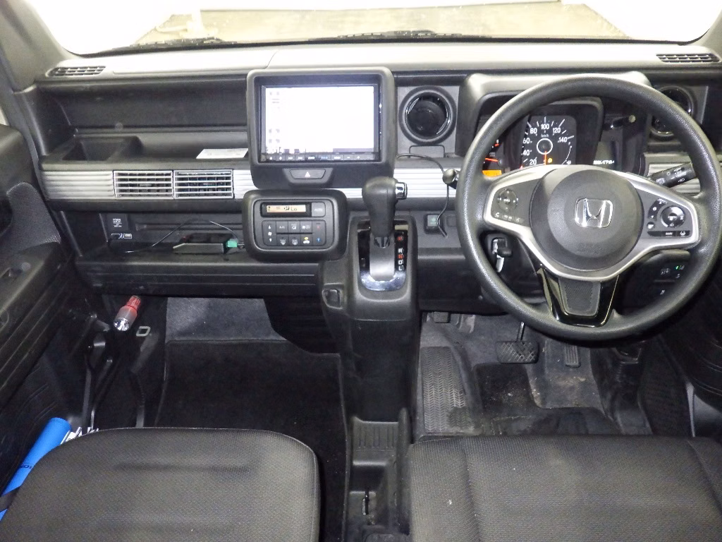 HONDA N-VAN
