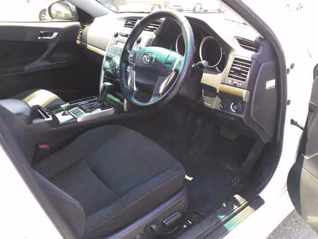 TOYOTA MARK X