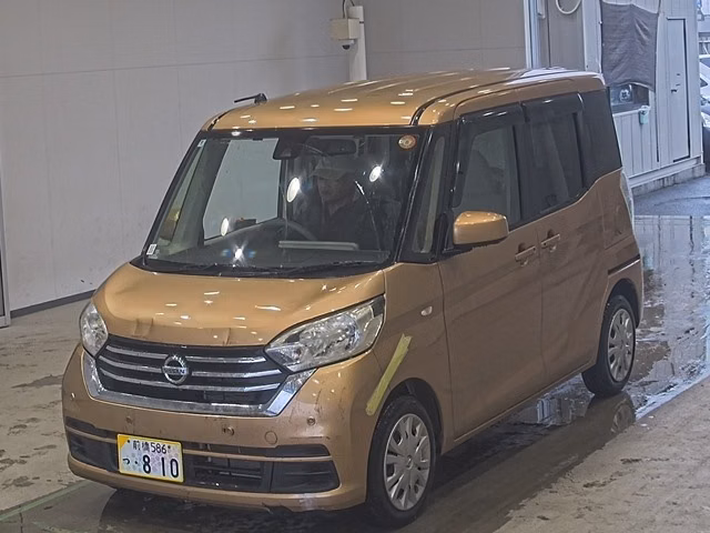 Nissan DAYZ Roox