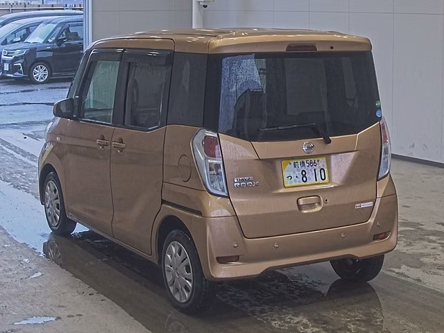 NISSAN DAYZ ROOX