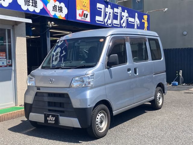 TOYOTA PIXIS VAN