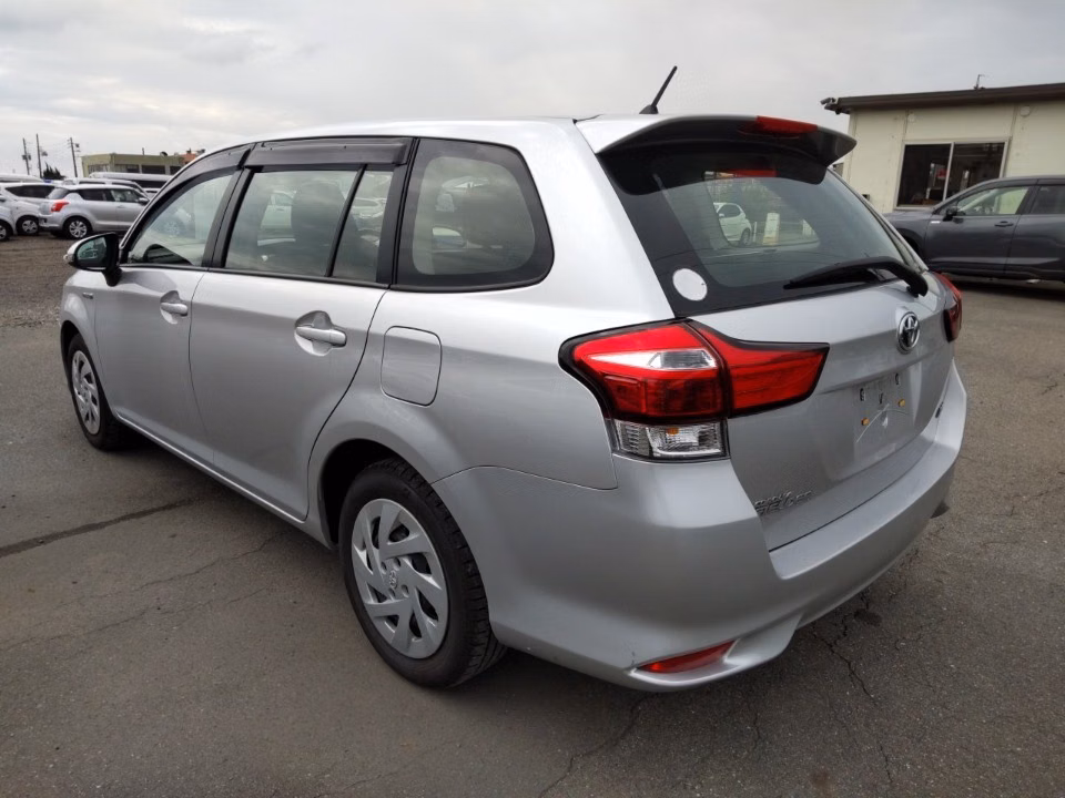 TOYOTA COROLLA FIELDER