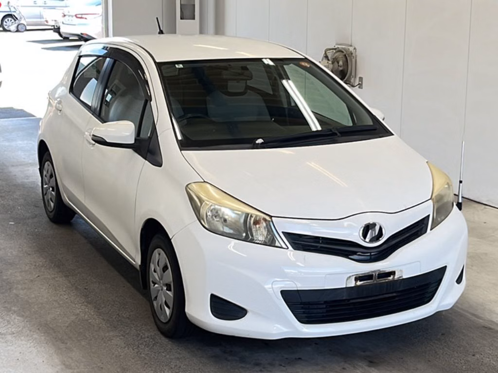 TOYOTA VITZ
