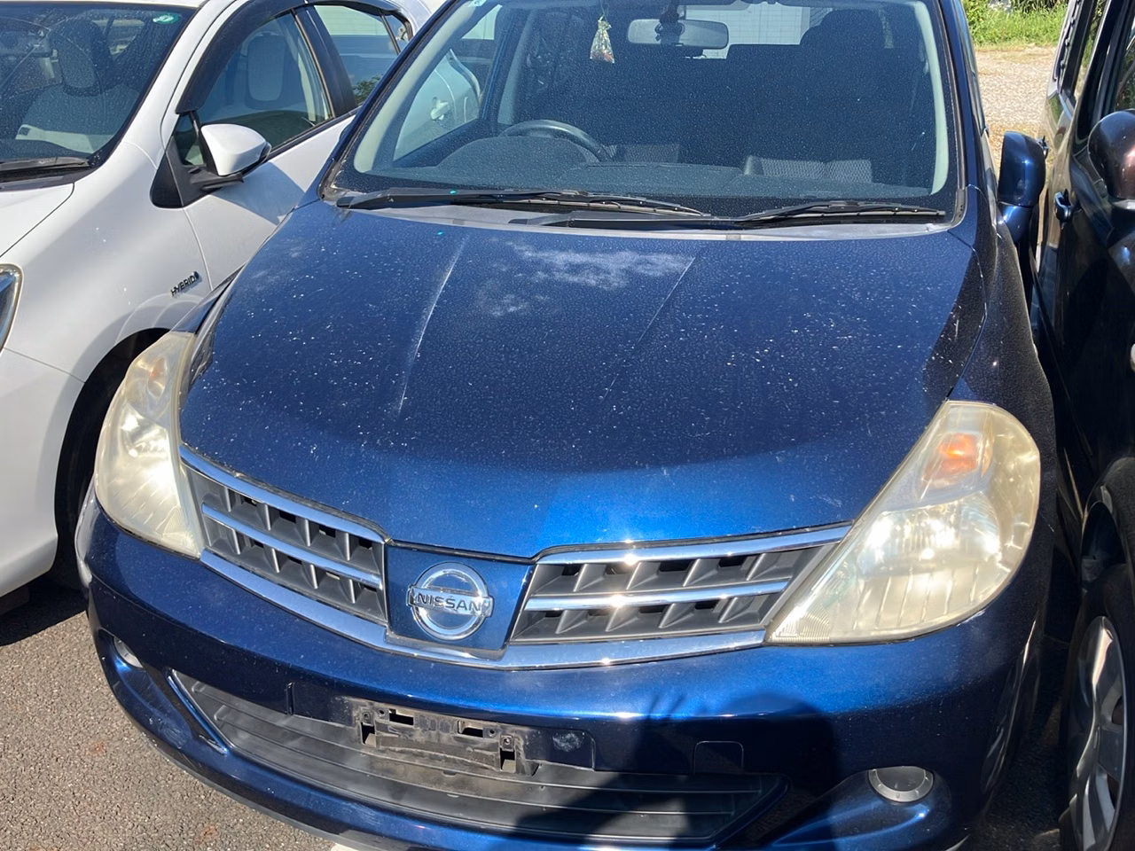 NISSAN TIIDA