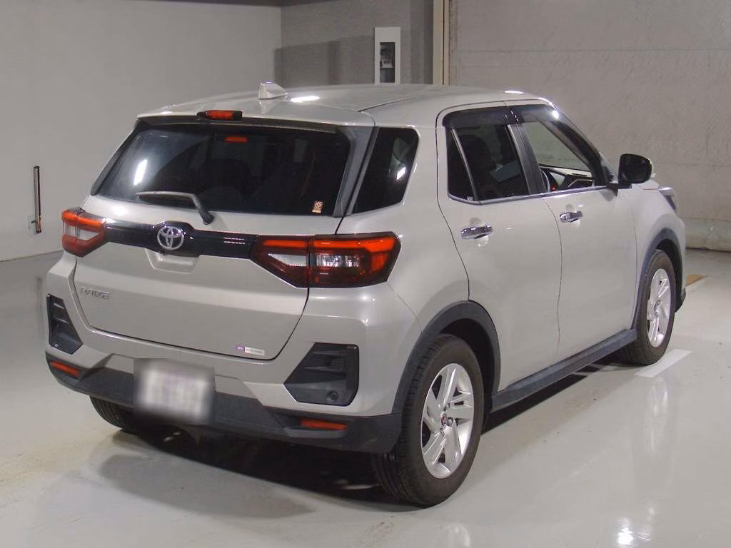 TOYOTA RAIZE
