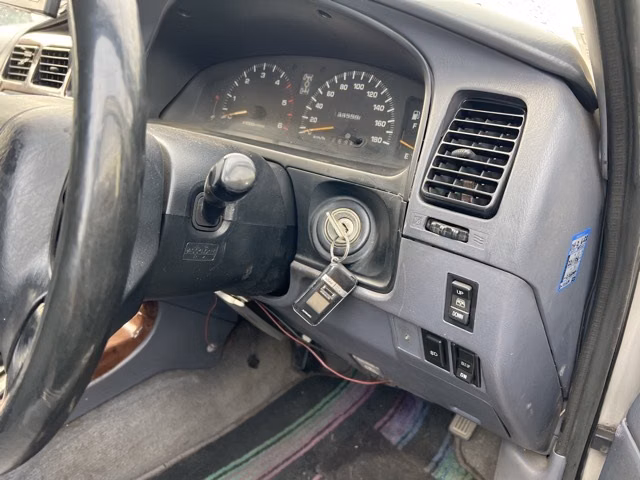 TOYOTA HILUX SURF