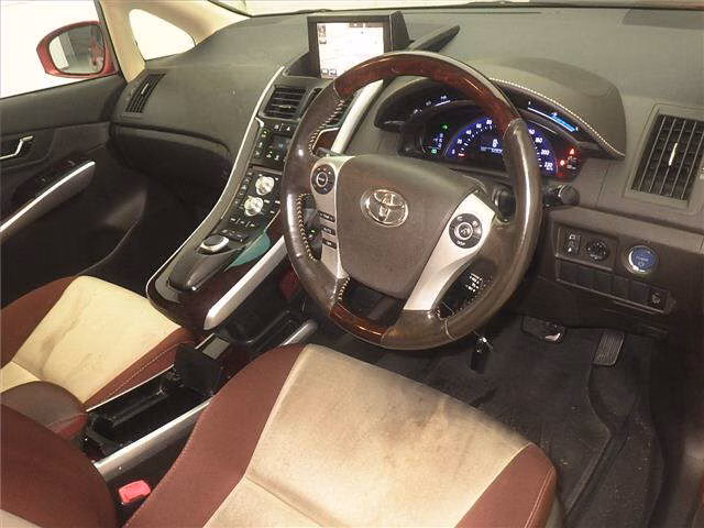 TOYOTA SAI