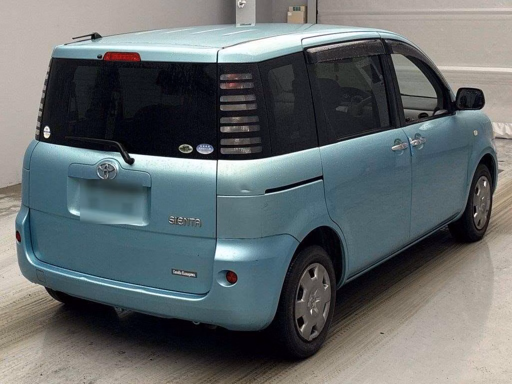 TOYOTA SIENTA