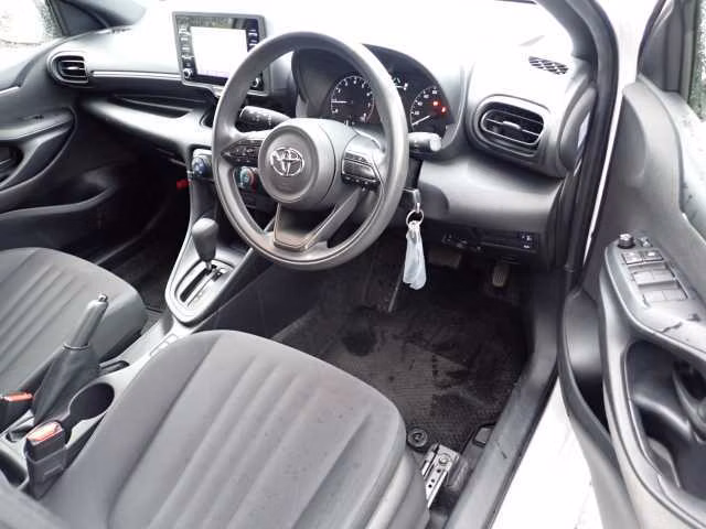 TOYOTA YARIS