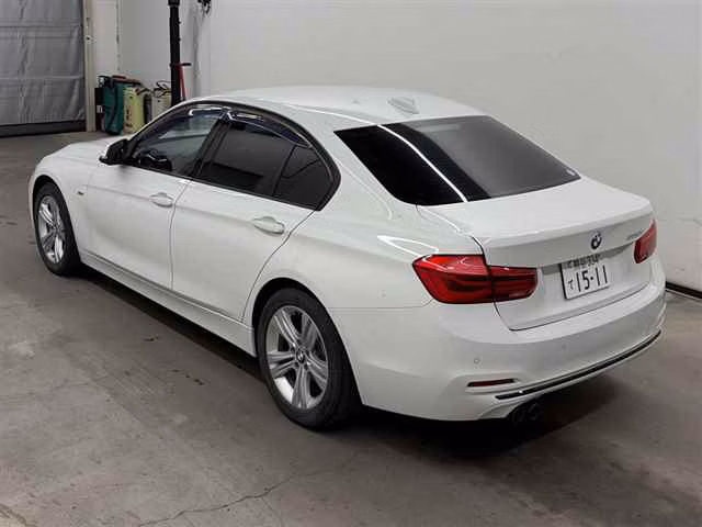 BMW 3-SERIES