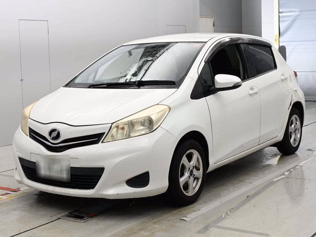 TOYOTA VITZ