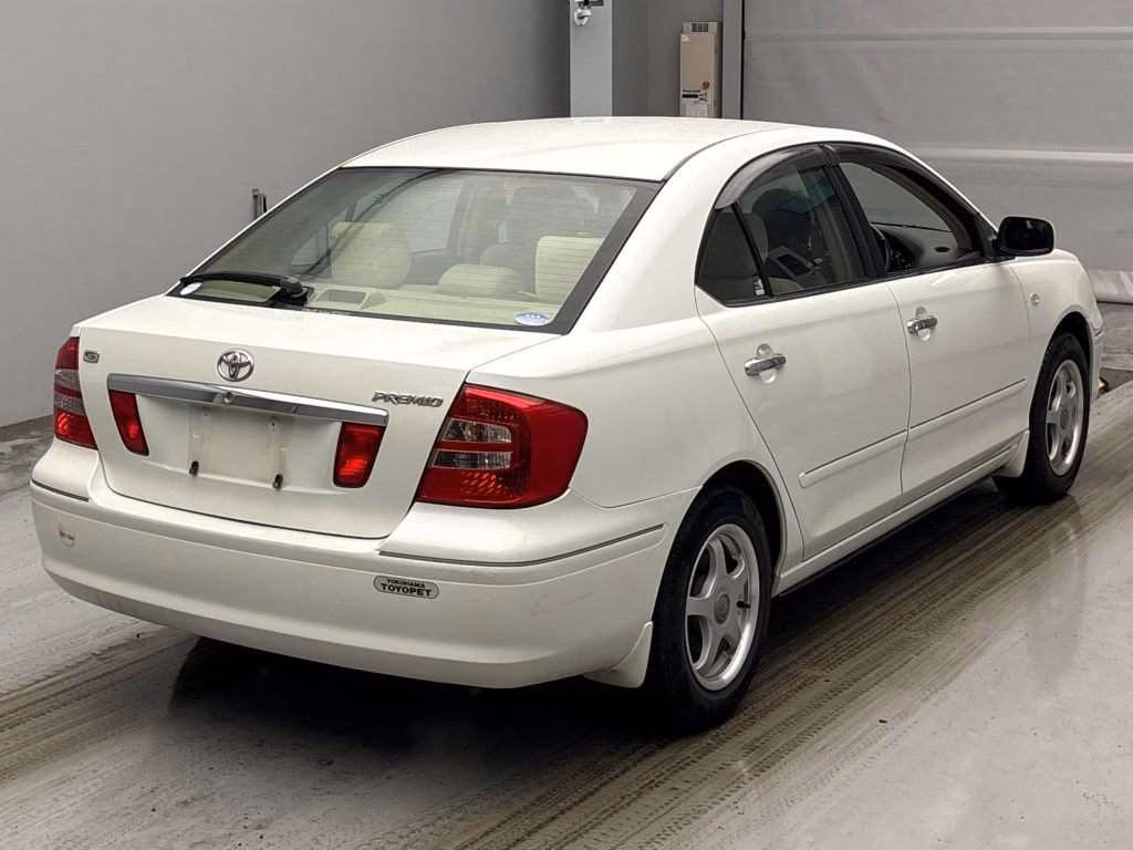 TOYOTA PREMIO