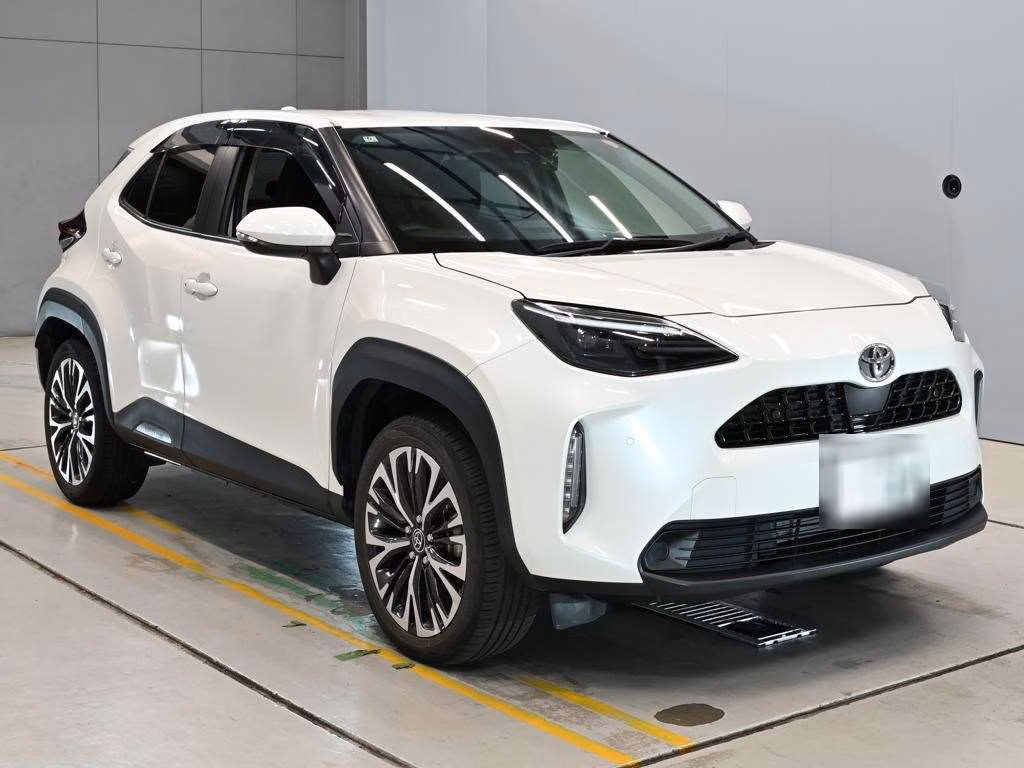 TOYOTA YARIS CROSS