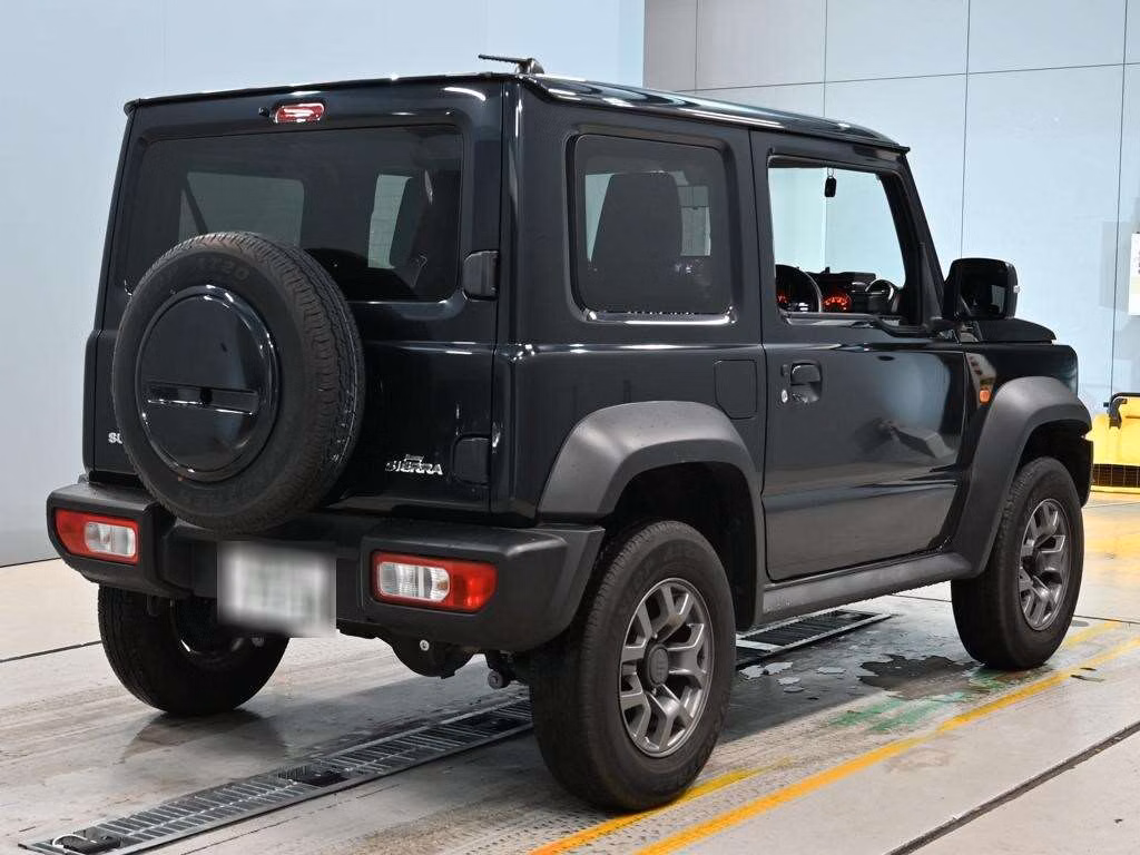 SUZUKI JIMNY SIERRA