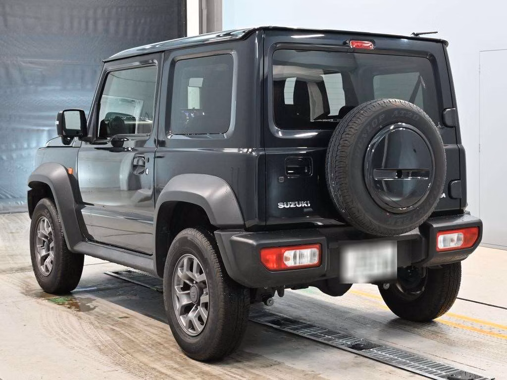 SUZUKI JIMNY SIERRA