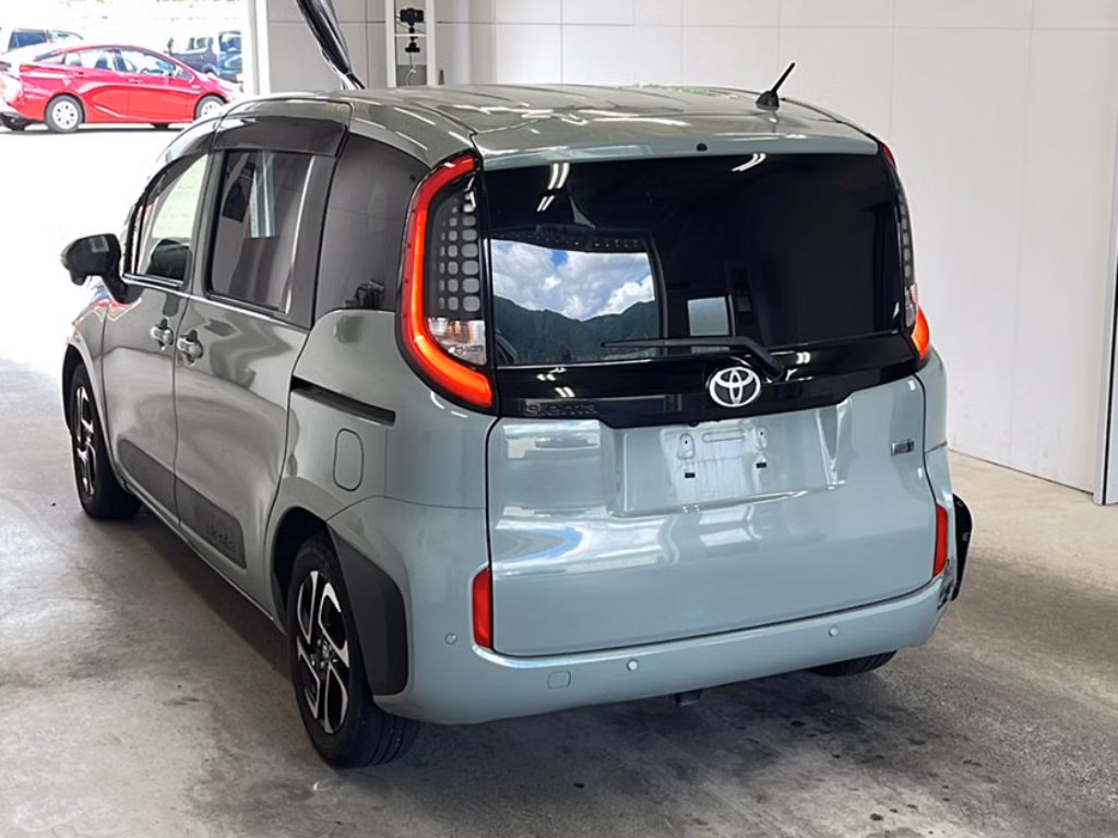 TOYOTA SIENTA