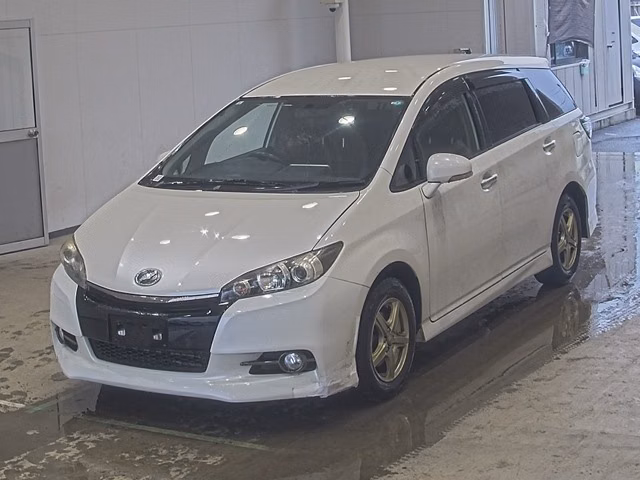 TOYOTA WISH