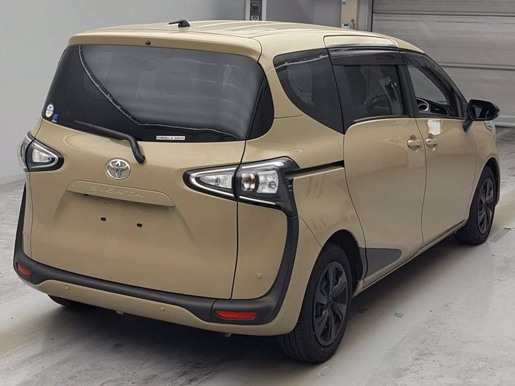 TOYOTA SIENTA