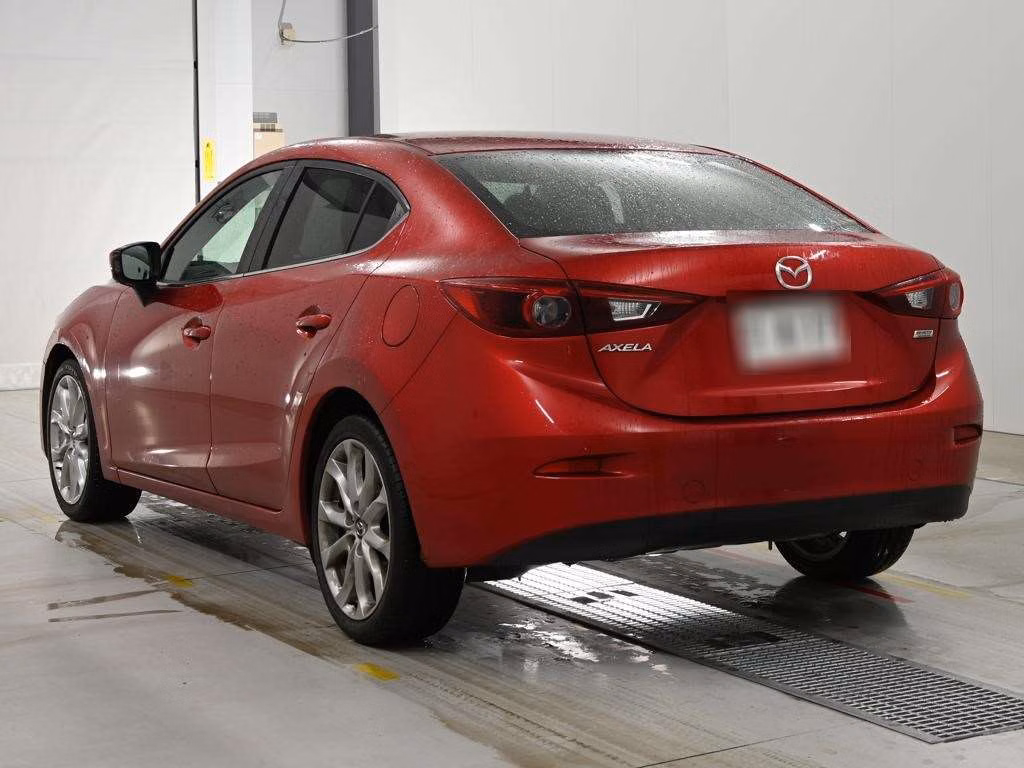 MAZDA AXELA