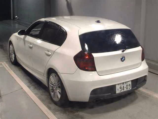 BMW 1-SERIES
