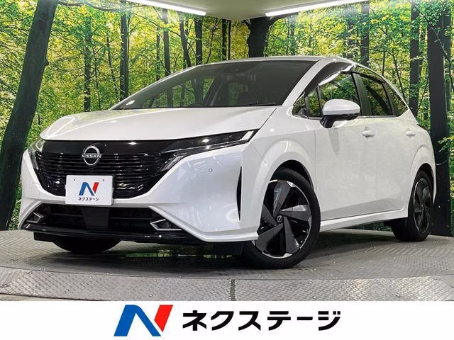 Nissan Aura