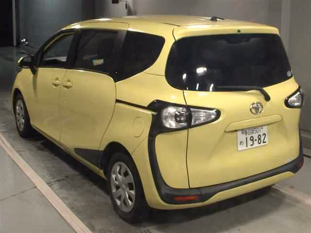 TOYOTA SIENTA