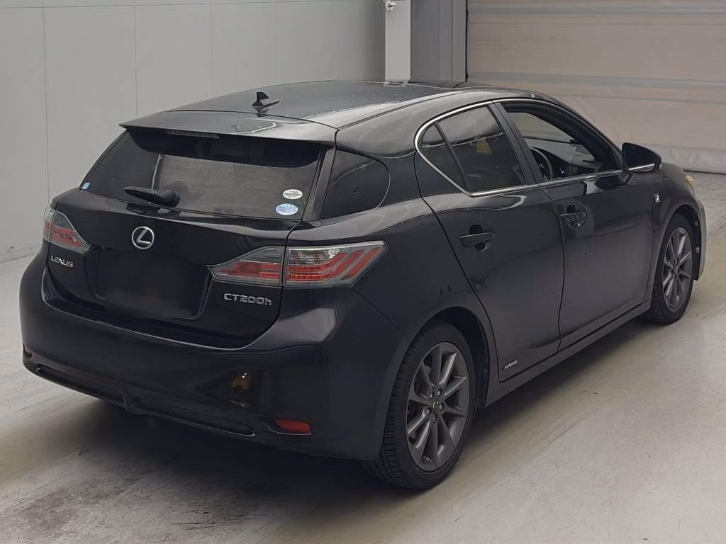 LEXUS CT200H