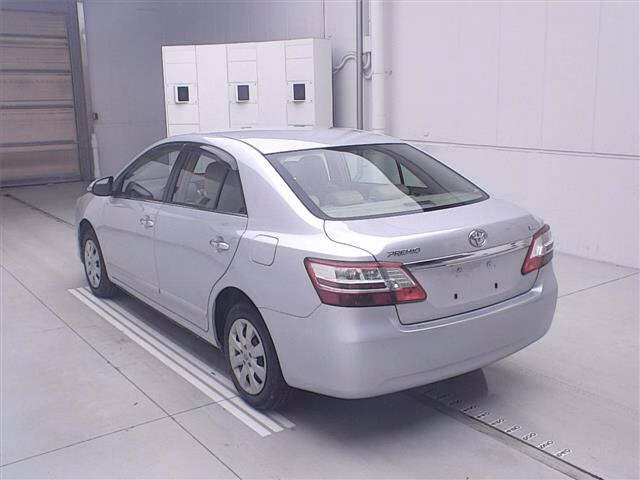 TOYOTA PREMIO