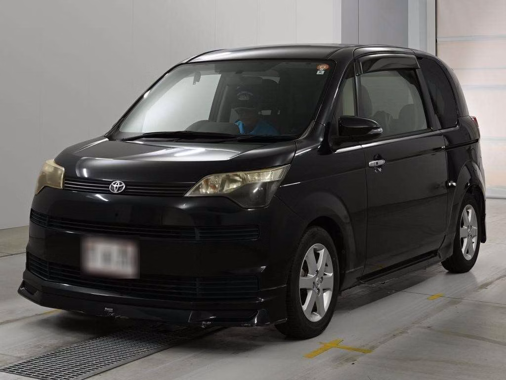 TOYOTA SPADE