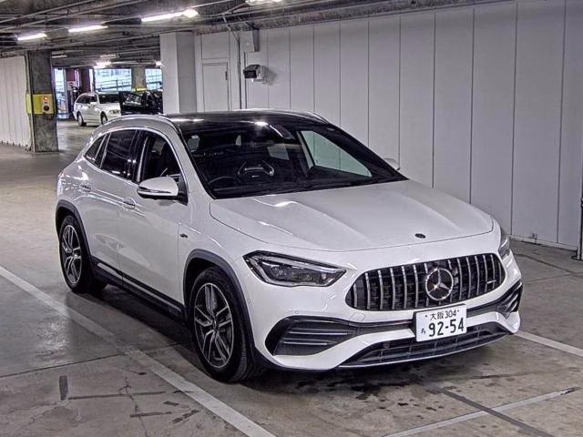 Mercedes-Benz GLA-Class