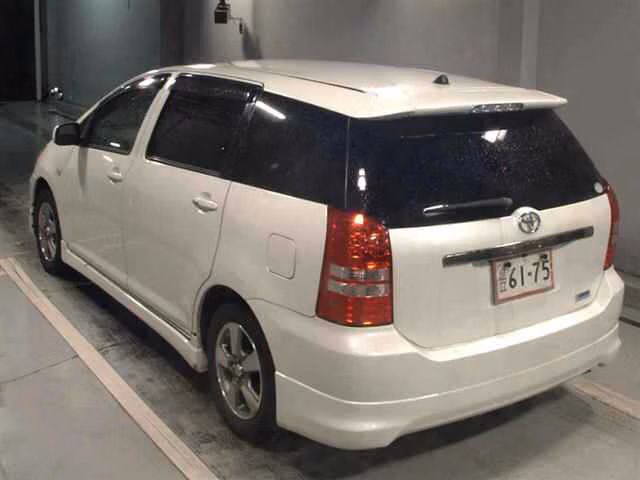 TOYOTA WISH