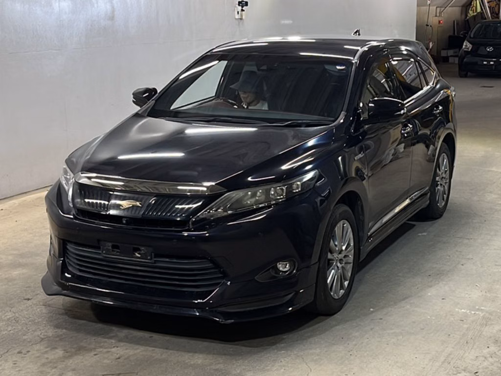 TOYOTA HARRIER