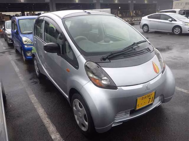 MITSUBISHI I