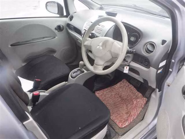 MITSUBISHI I
