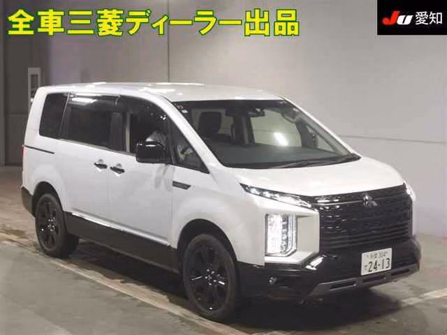 Mitsubishi Delica D:5