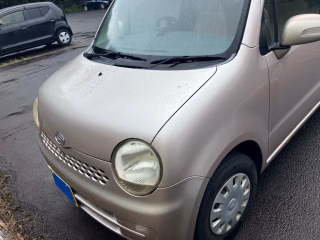 DAIHATSU MOVE LATTE