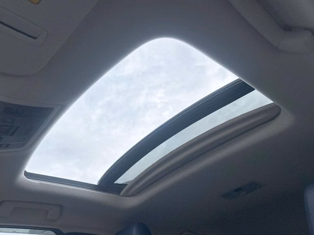 Lexus UX250h